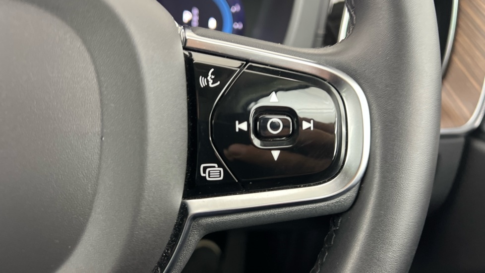 Used Volvo XC60 2022 for sale - 76116803: Photo 22