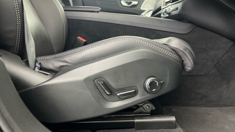 Used Volvo XC60 2022 for sale - 76116803: Photo 30