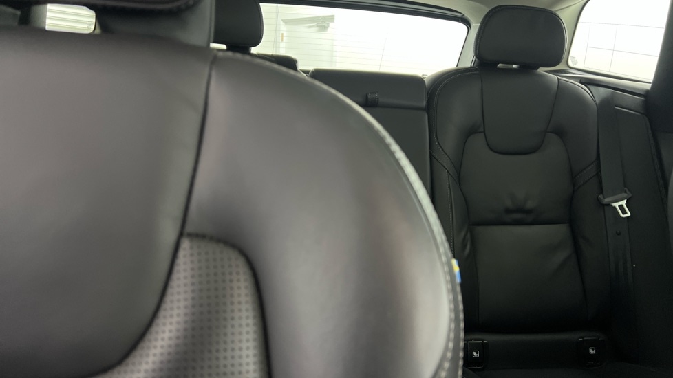 Used Volvo XC60 2022 for sale - 76116803: Photo 37