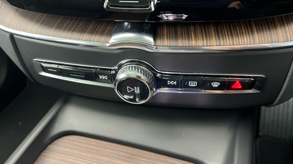 Used Volvo XC60 2022 for sale - 76116803: Photo 48