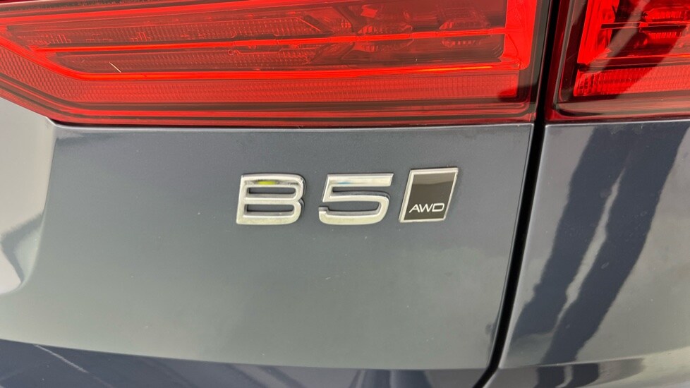 Used Volvo XC60 2022 for sale - 76116803: Photo 53