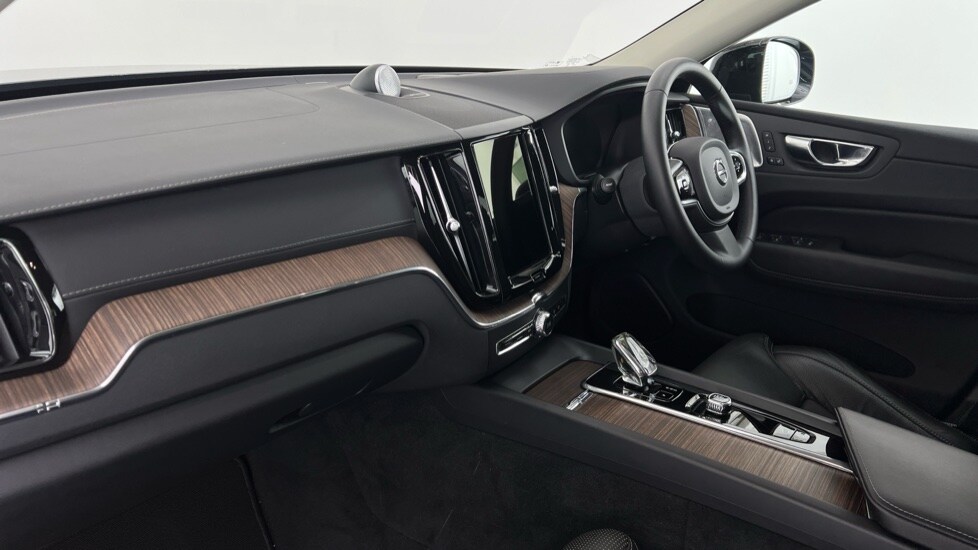 Used Volvo XC60 2022 for sale - 76116803: Photo 60