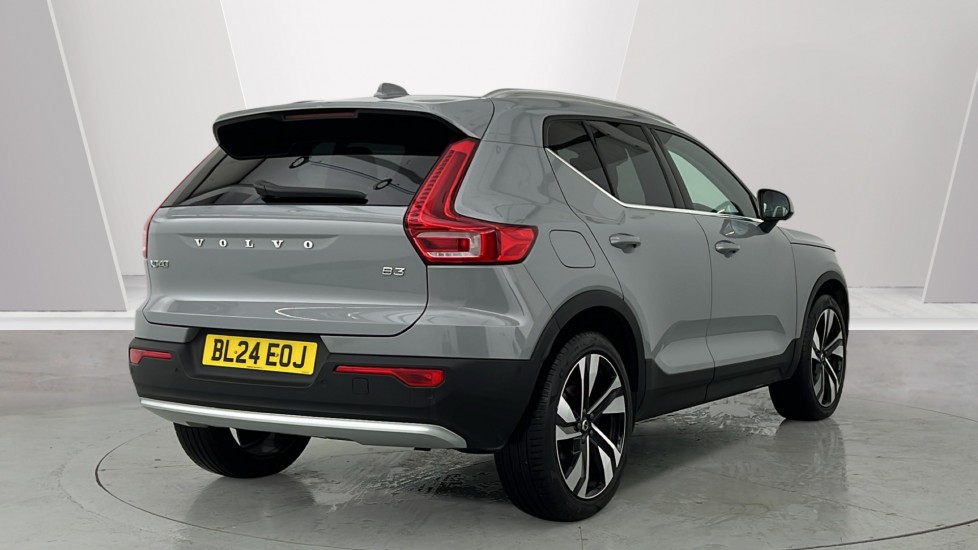 Used Volvo XC40 2024 for sale - 76921839: Photo 2