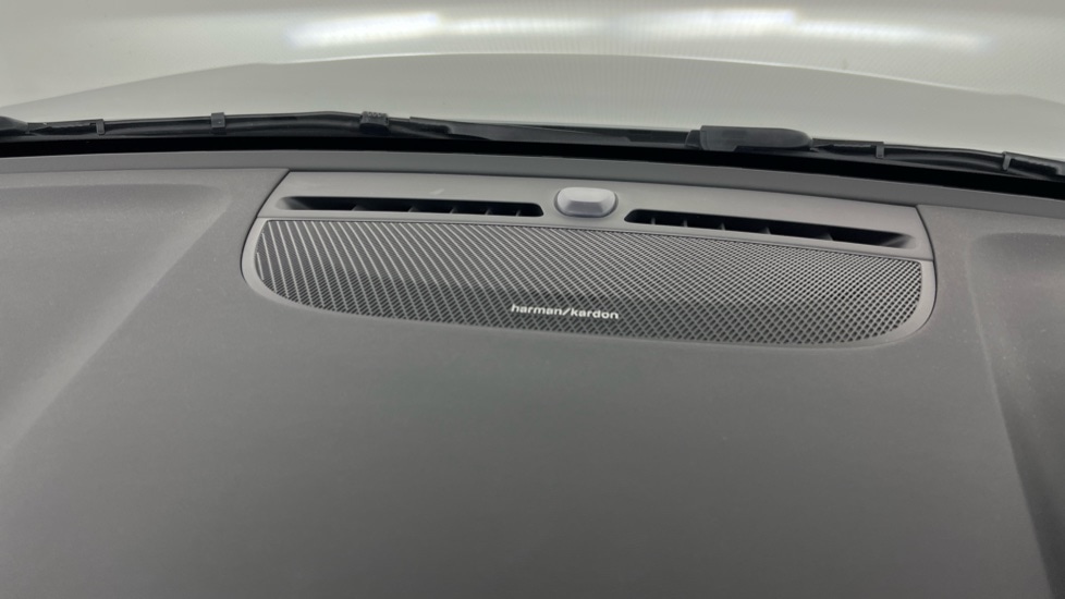 Used Volvo XC40 2024 for sale - 76921839: Photo 26