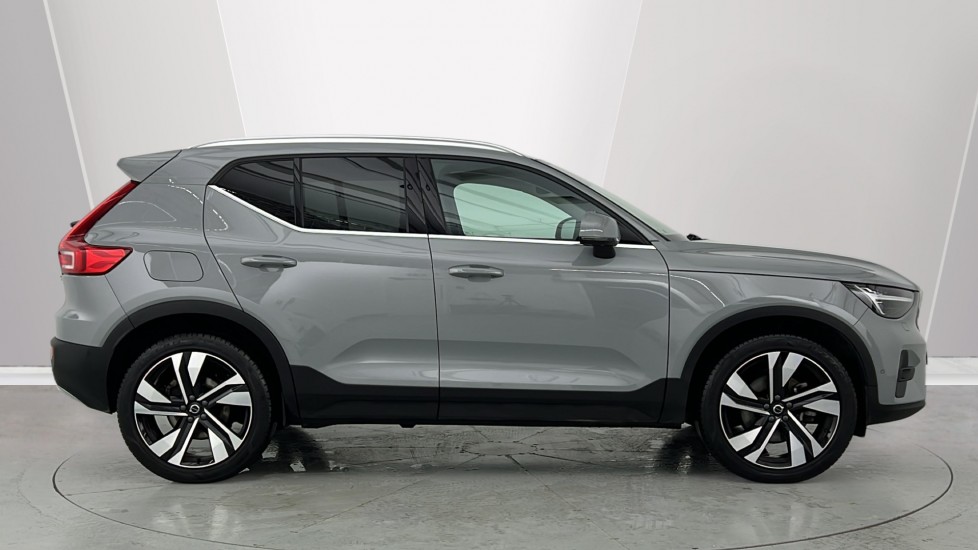 Used Volvo XC40 2024 for sale - 76921839: Photo 3