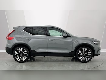 Used Volvo XC40 2024 for sale - 76921839: Photo