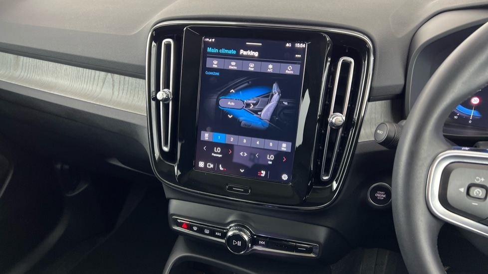 Used Volvo XC40 2024 for sale - 76921839: Photo 48