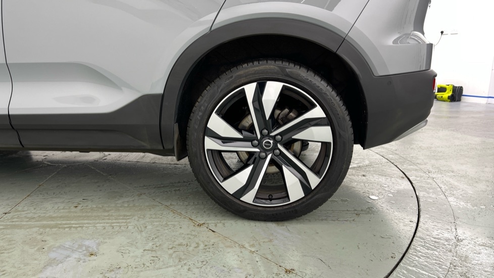 Used Volvo XC40 2024 for sale - 76921839: Photo 63