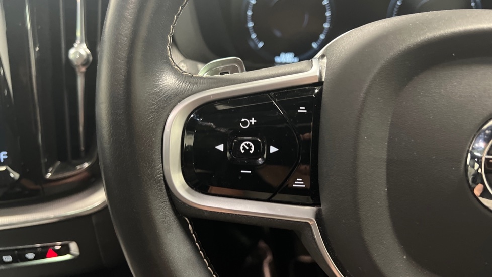 Used Volvo XC60 2020 for sale - 77903243: Photo 18