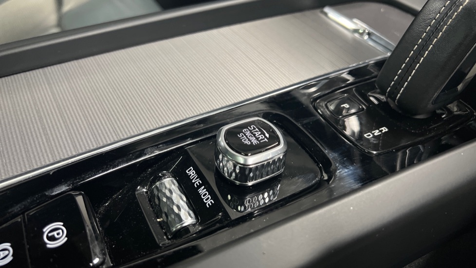 Used Volvo XC60 2020 for sale - 77903243: Photo 24