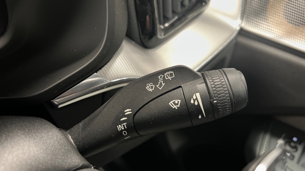 Used Volvo XC60 2020 for sale - 77903243: Photo 25