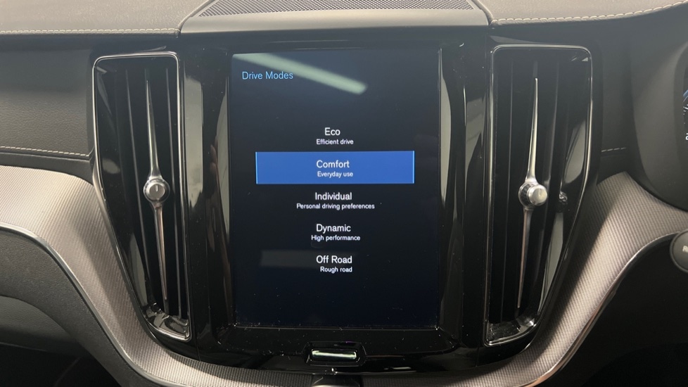 Used Volvo XC60 2020 for sale - 77903243: Photo 31