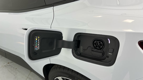 Used Polestar Polestar 4 2025 for sale - 75565410: Photo 31