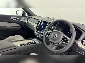 Used Volvo XC60 2023 for sale - 78754025: Photo