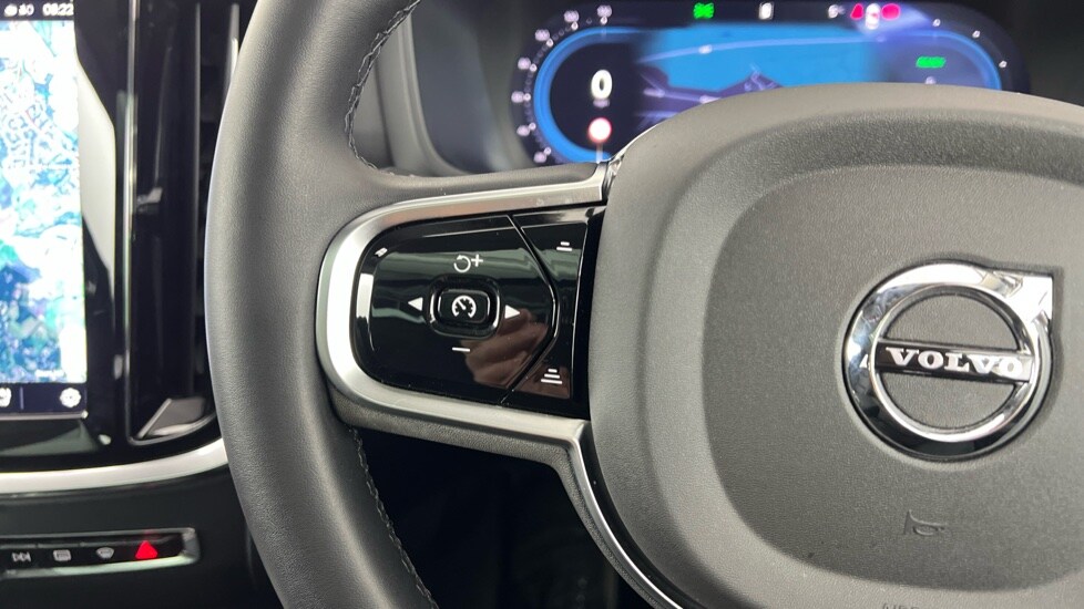 Used Volvo V60 2025 for sale - 77261631: Photo 21