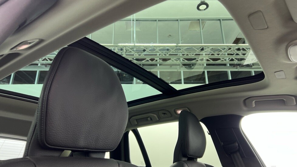 Used Volvo V60 2025 for sale - 77261631: Photo 31