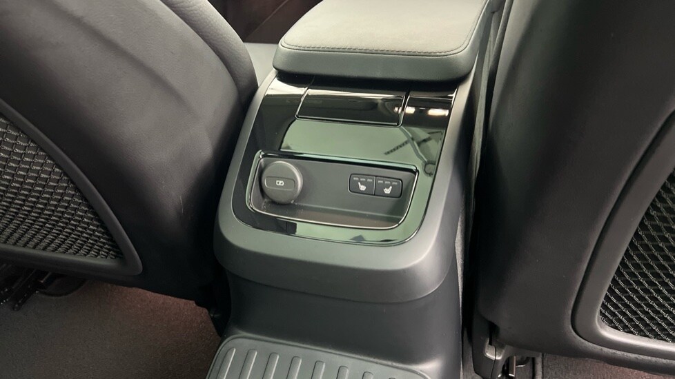 Used Volvo V60 2025 for sale - 77261631: Photo 41