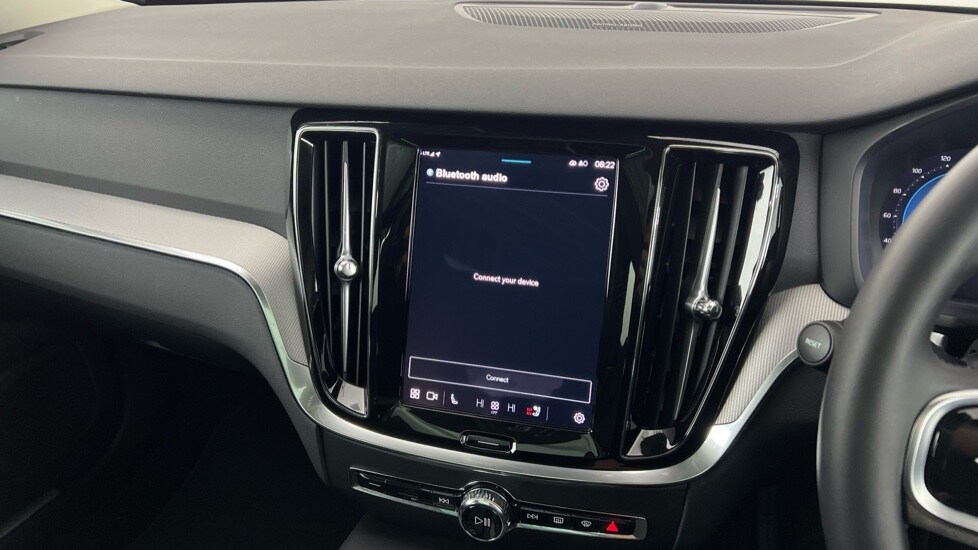 Used Volvo V60 2025 for sale - 77261631: Photo 42