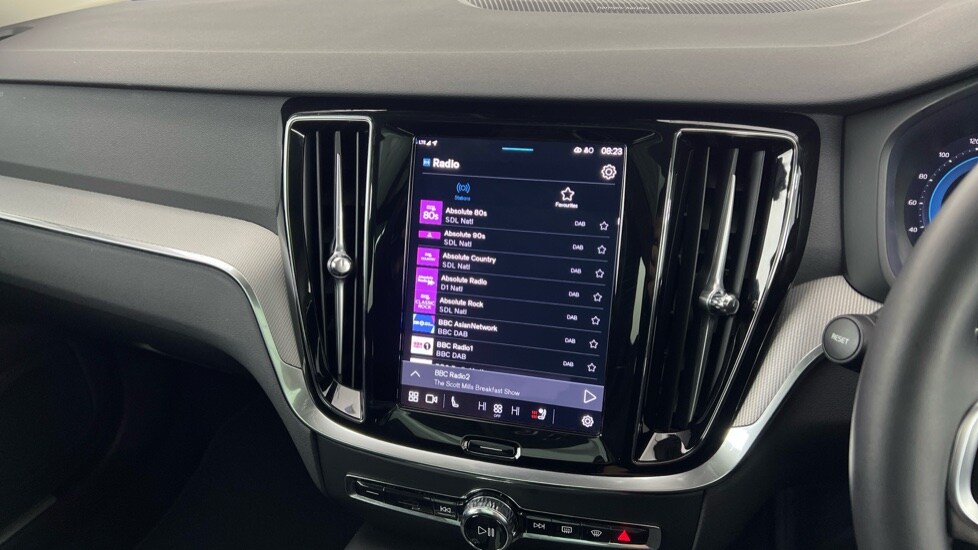 Used Volvo V60 2025 for sale - 77261631: Photo 43