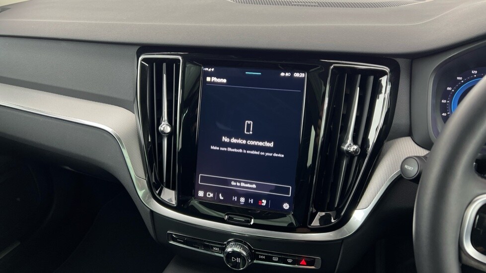 Used Volvo V60 2025 for sale - 77261631: Photo 44