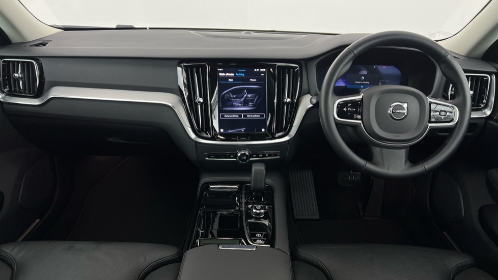 Used Volvo V60 2025 for sale - 77261631: Photo 5