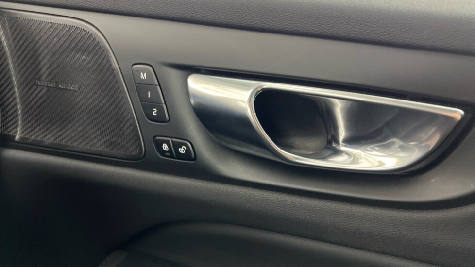 Used Volvo V60 2025 for sale - 77261631: Photo 52
