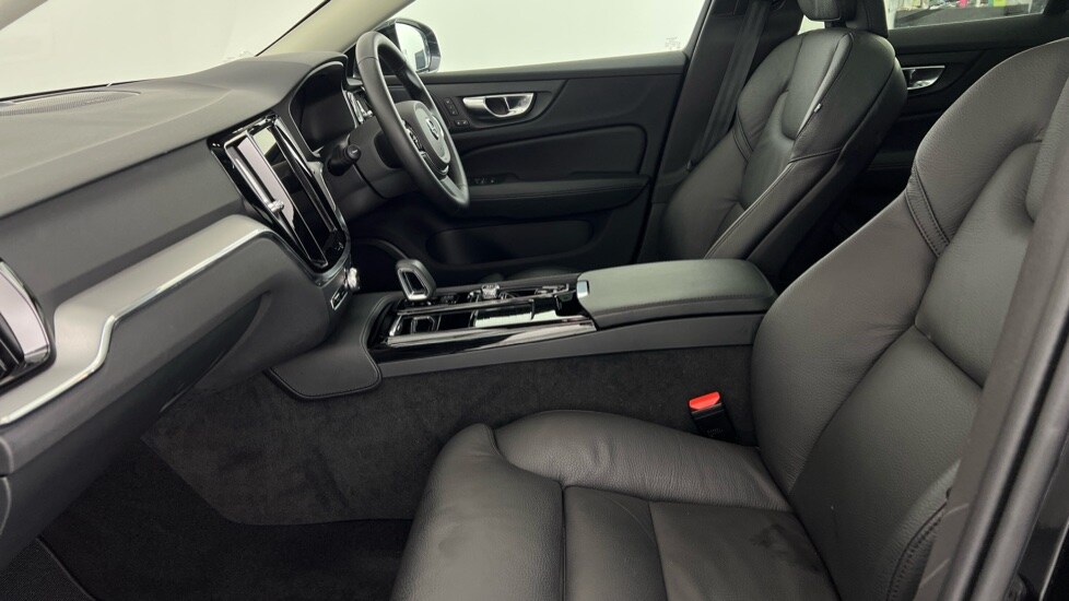 Used Volvo V60 2025 for sale - 77261631: Photo 62
