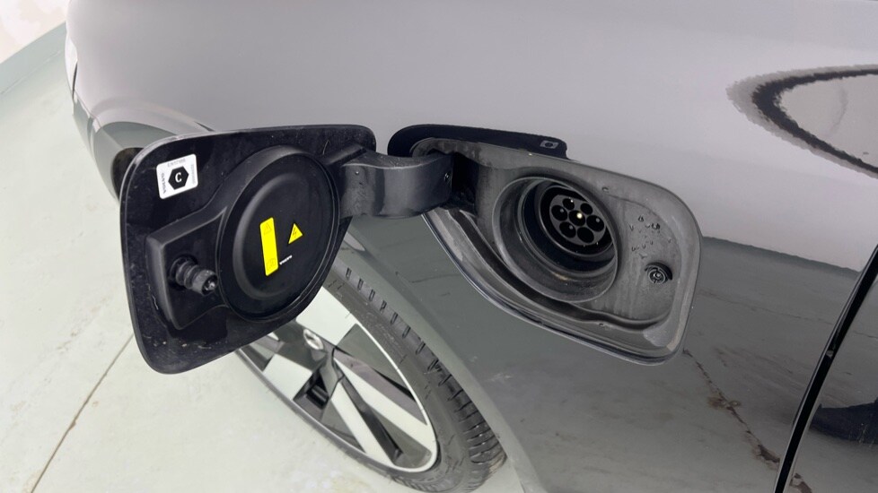 Used Volvo V60 2025 for sale - 77261631: Photo 64