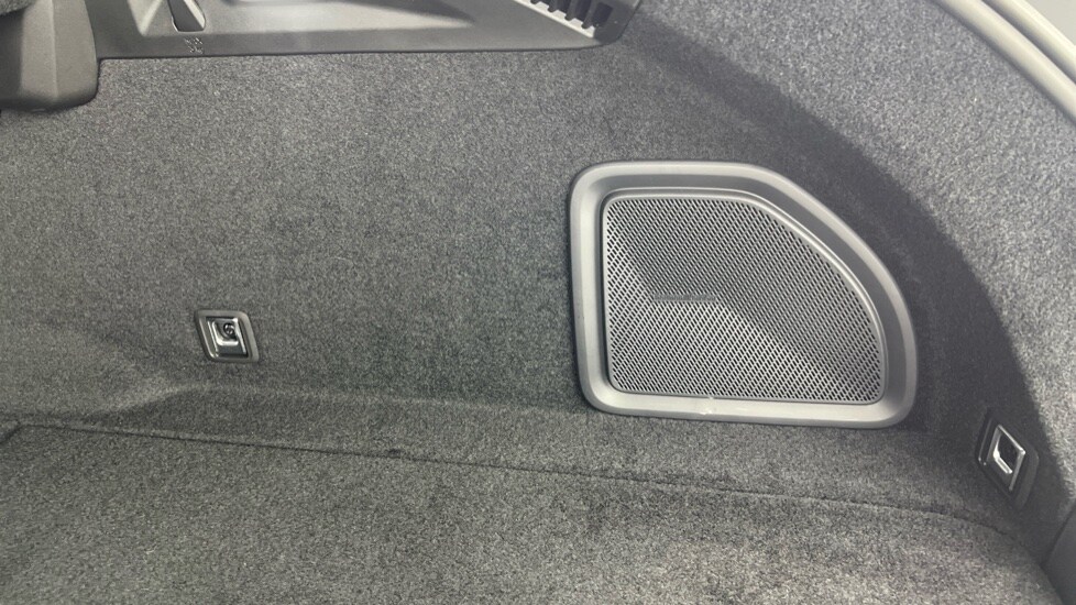 Used Polestar Polestar 4 2025 for sale - 76661030: Photo 74