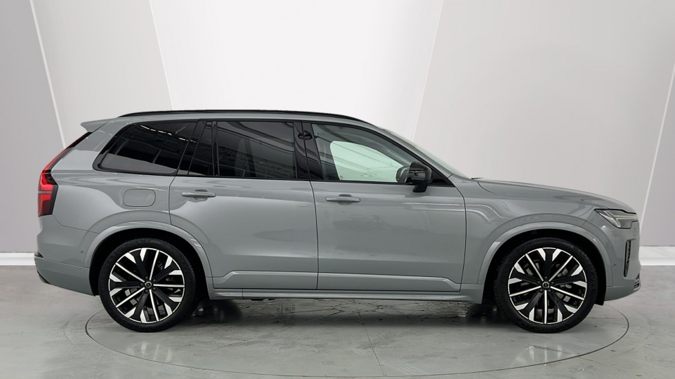 Used Volvo XC90 2025 for sale - 77050964: Photo 3