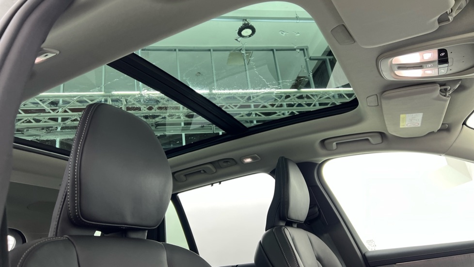 Used Volvo XC90 2025 for sale - 77050964: Photo 31