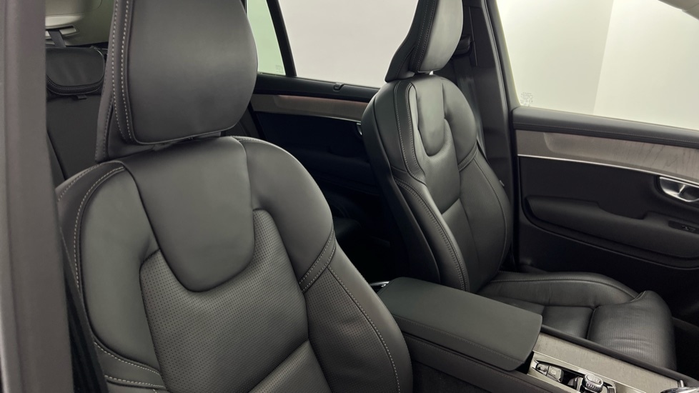 Used Volvo XC90 2025 for sale - 77050964: Photo 38