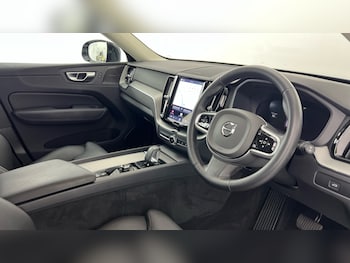Used Volvo XC60 2024 for sale - 79431510: Photo
