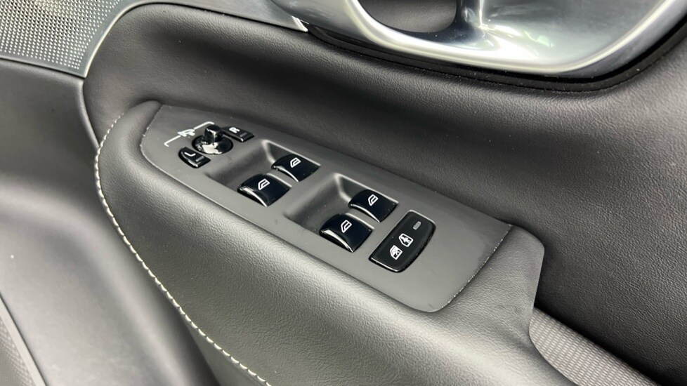 Used Volvo XC90 2023 for sale - 77893976: Photo 24