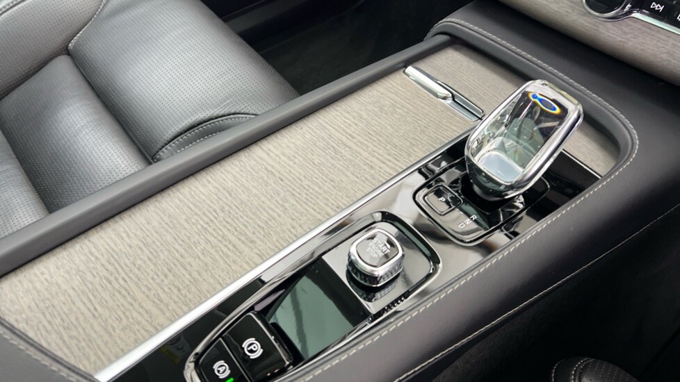 Used Volvo XC90 2023 for sale - 77893976: Photo 25