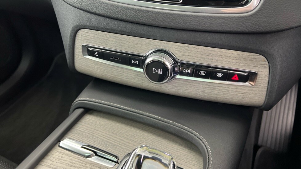 Used Volvo XC90 2023 for sale - 77893976: Photo 52