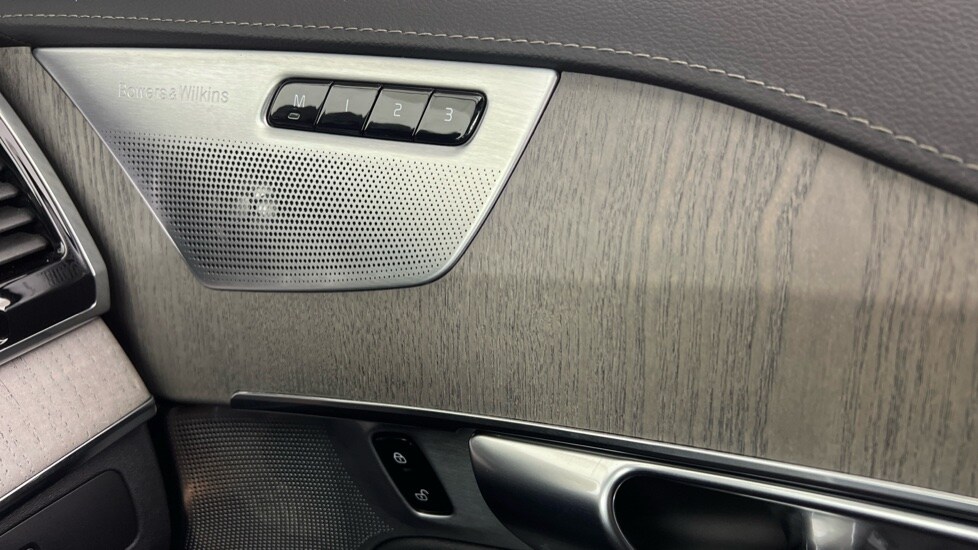 Used Volvo XC90 2023 for sale - 77893976: Photo 54