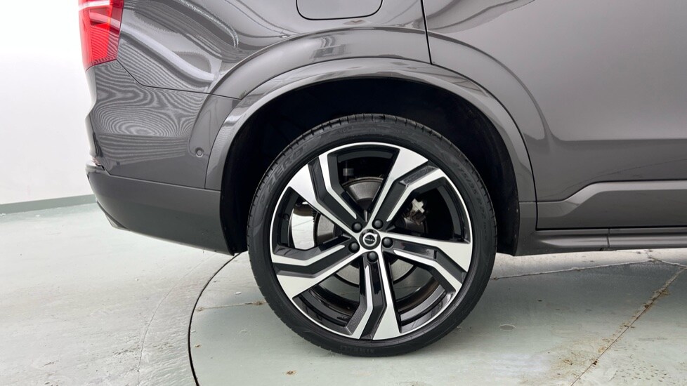 Used Volvo XC90 2023 for sale - 77893976: Photo 9