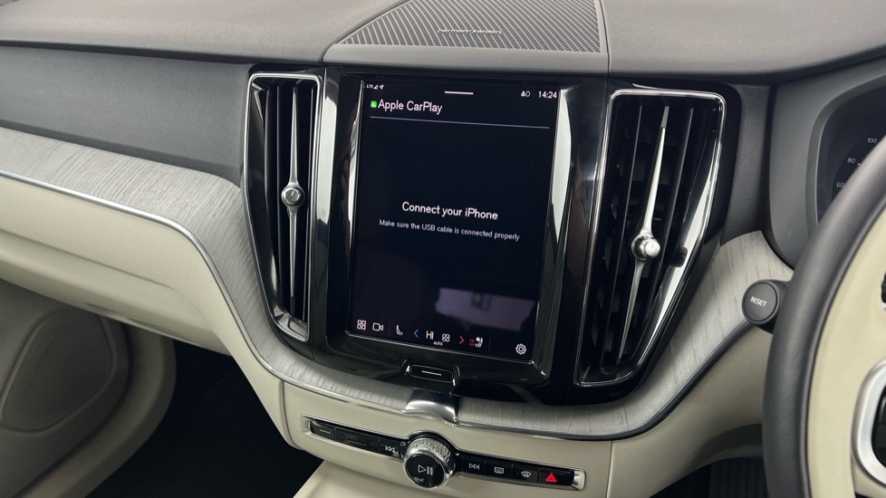 Used Volvo XC60 2025 for sale - 77042856: Photo 44