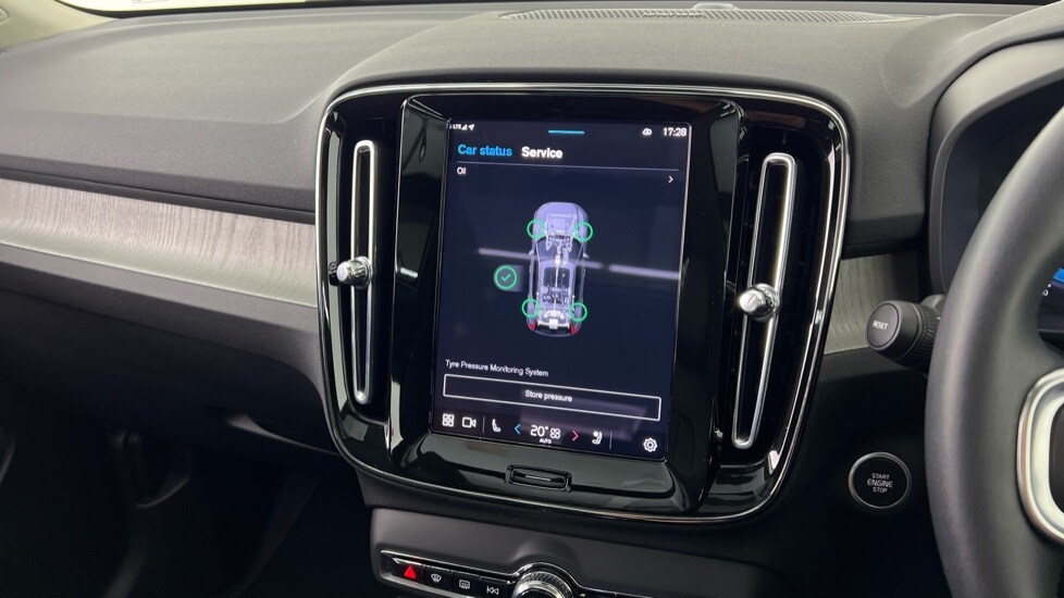 Used Volvo XC40 2024 for sale - 76586887: Photo 14