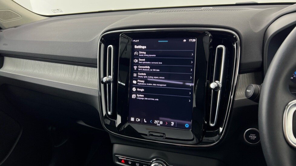 Used Volvo XC40 2024 for sale - 76586887: Photo 17