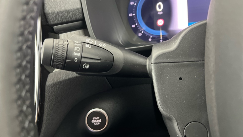 Used Volvo XC40 2024 for sale - 76586887: Photo 20