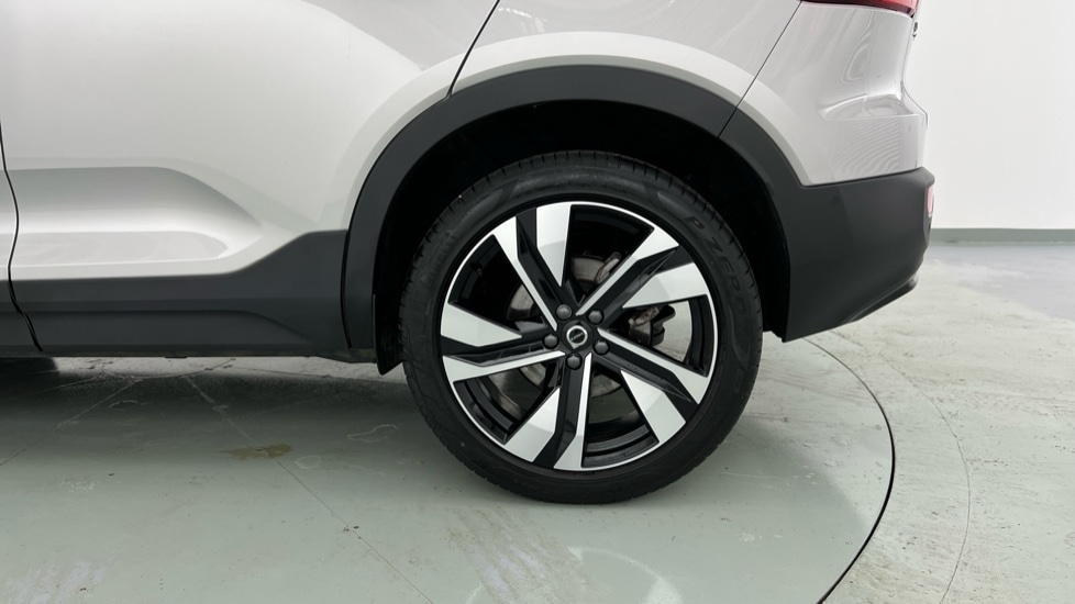 Used Volvo XC40 2024 for sale - 76586887: Photo 59