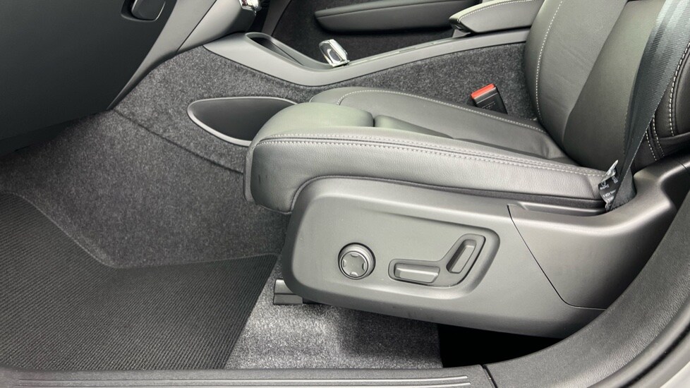 Used Volvo XC40 2024 for sale - 76586887: Photo 62