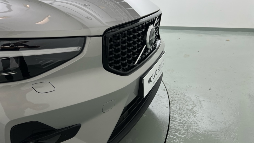 Used Volvo XC40 2024 for sale - 76586887: Photo 64