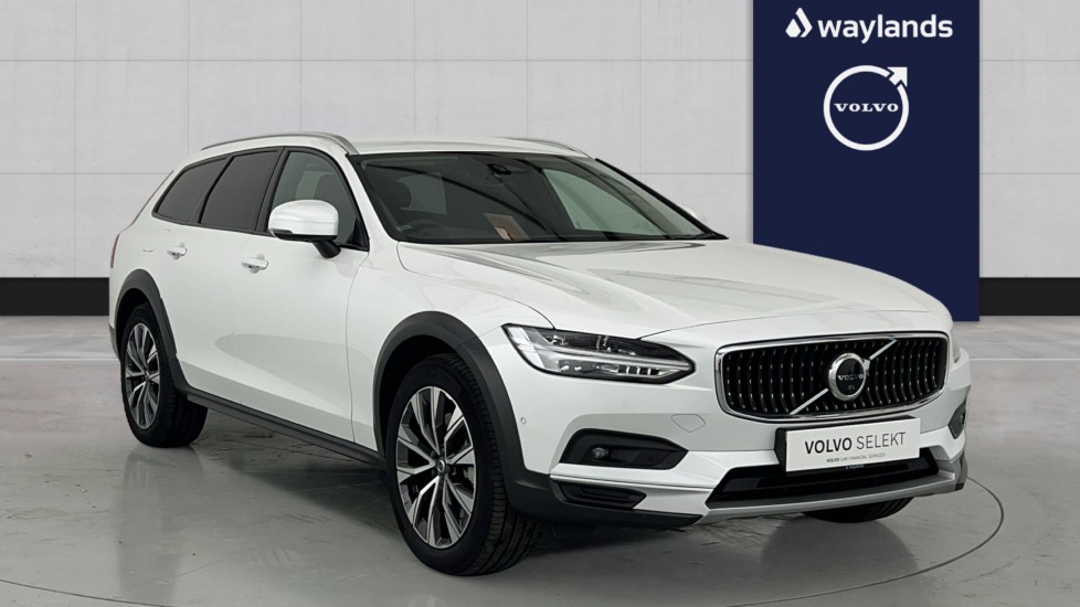 Used Volvo V90 2022 for sale - 76112266: Photo 1