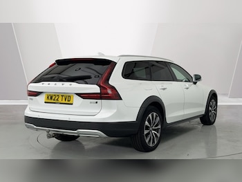 Used Volvo V90 2022 for sale - 76112266: Photo 2