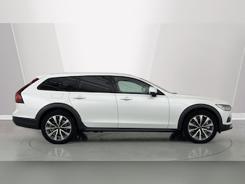 Used Volvo V90 2022 for sale - 76112266: Photo 3