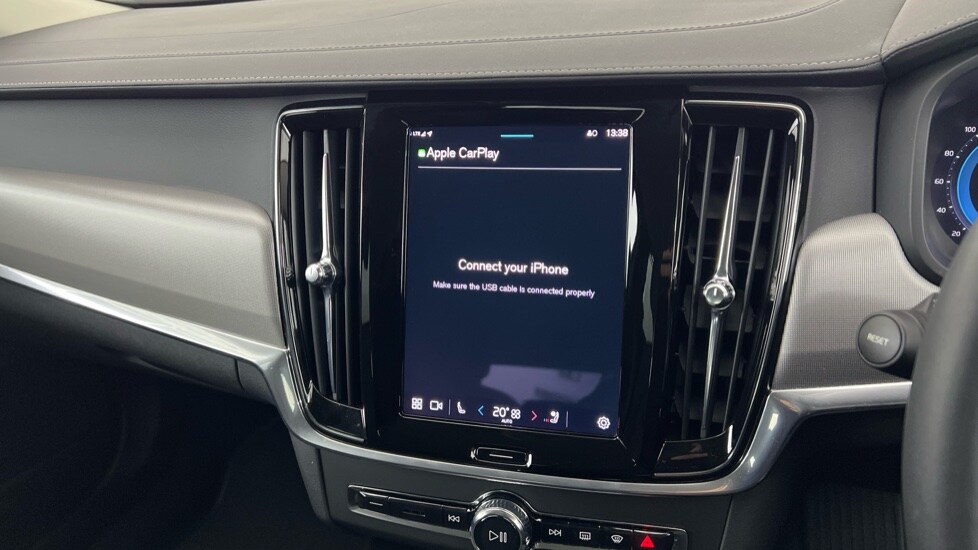 Used Volvo V90 2022 for sale - 76112266: Photo 42