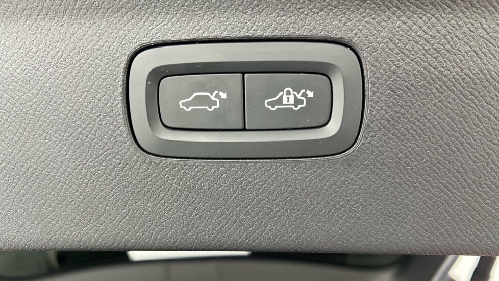 Used Volvo XC90 2022 for sale - 76021938: Photo 33